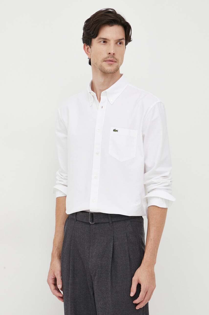 Бавовняна сорочка Lacoste чоловіча колір білий regular комір button-down