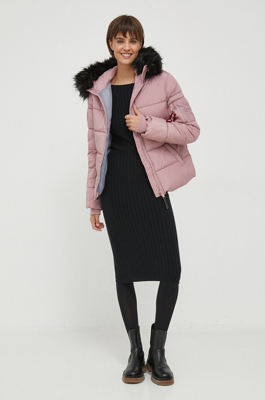 Куртка Alpha Industries Hooded Puffer Wmn жіноча колір рожевий зимова