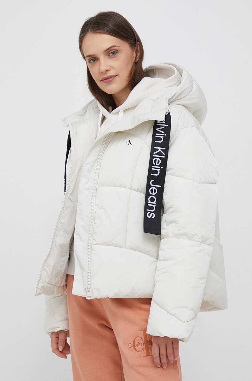 Куртка Calvin Klein Jeans жіноча колір бежевий зимова oversize