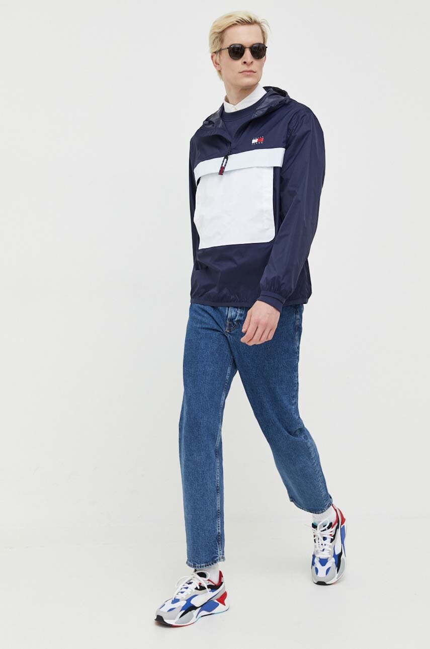 Куртка Tommy Jeans чоловіча колір синій перехідна