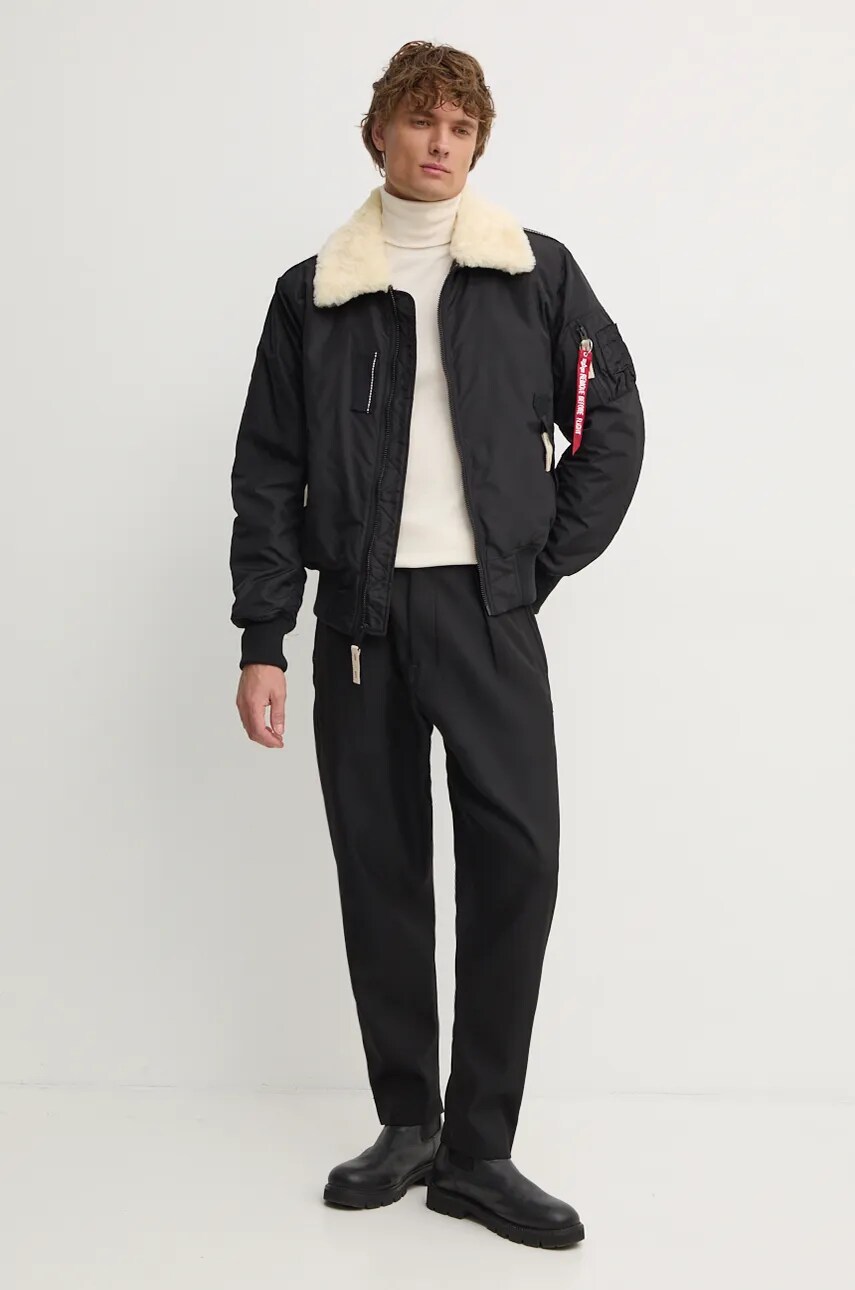 Куртка-бомбер Alpha Industries чоловічий колір чорний зимова