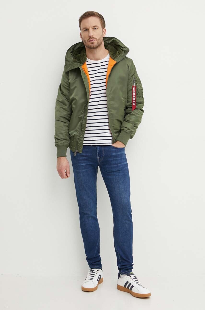 Куртка Alpha Industries MA-1 чоловіча колір зелений зимова