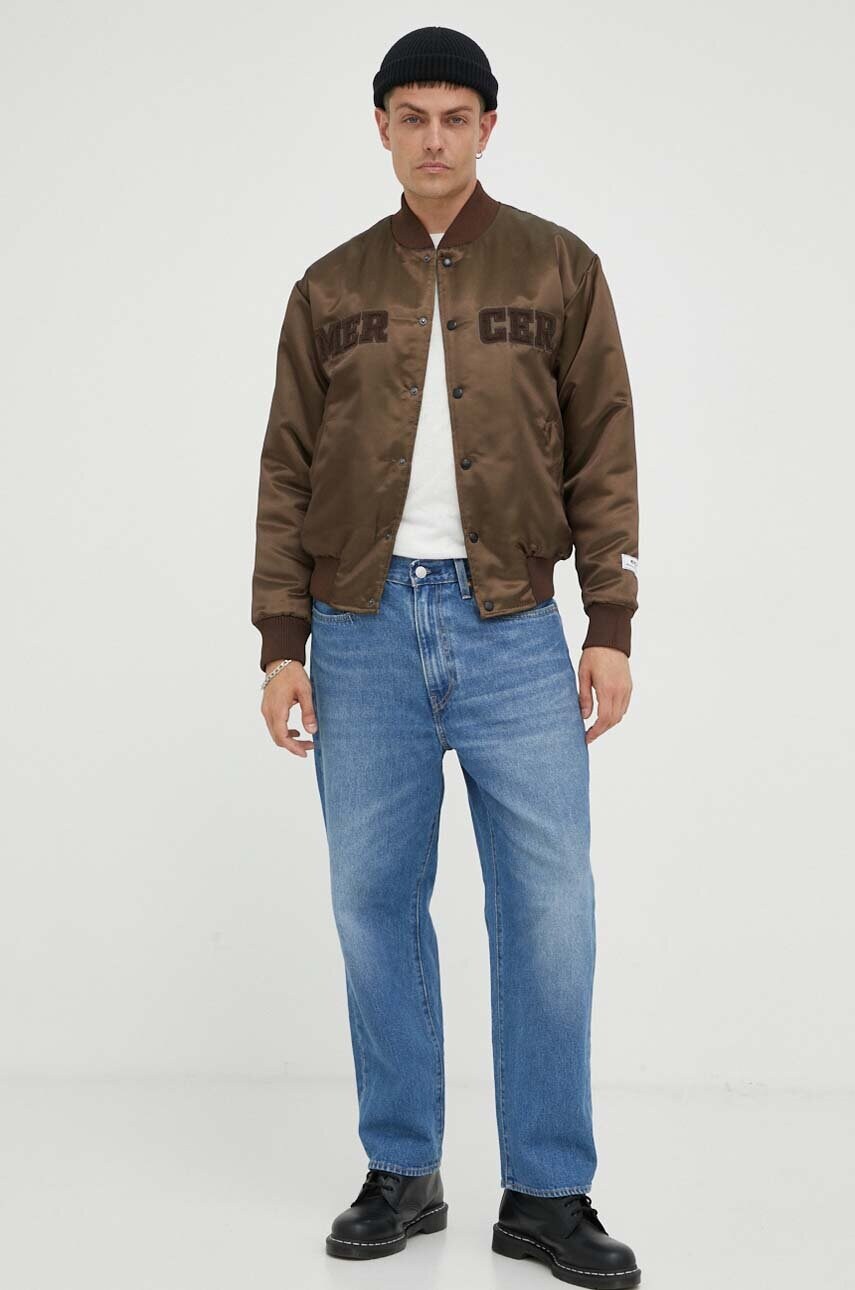 Куртка-бомбер The Mercer Brand колір коричневий перехідна oversize