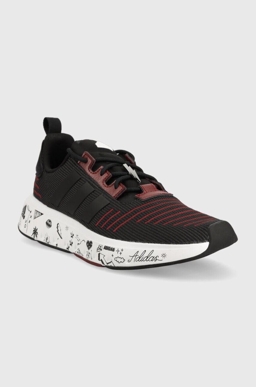 Бігові кросівки adidas Swift Run 23 колір чорний