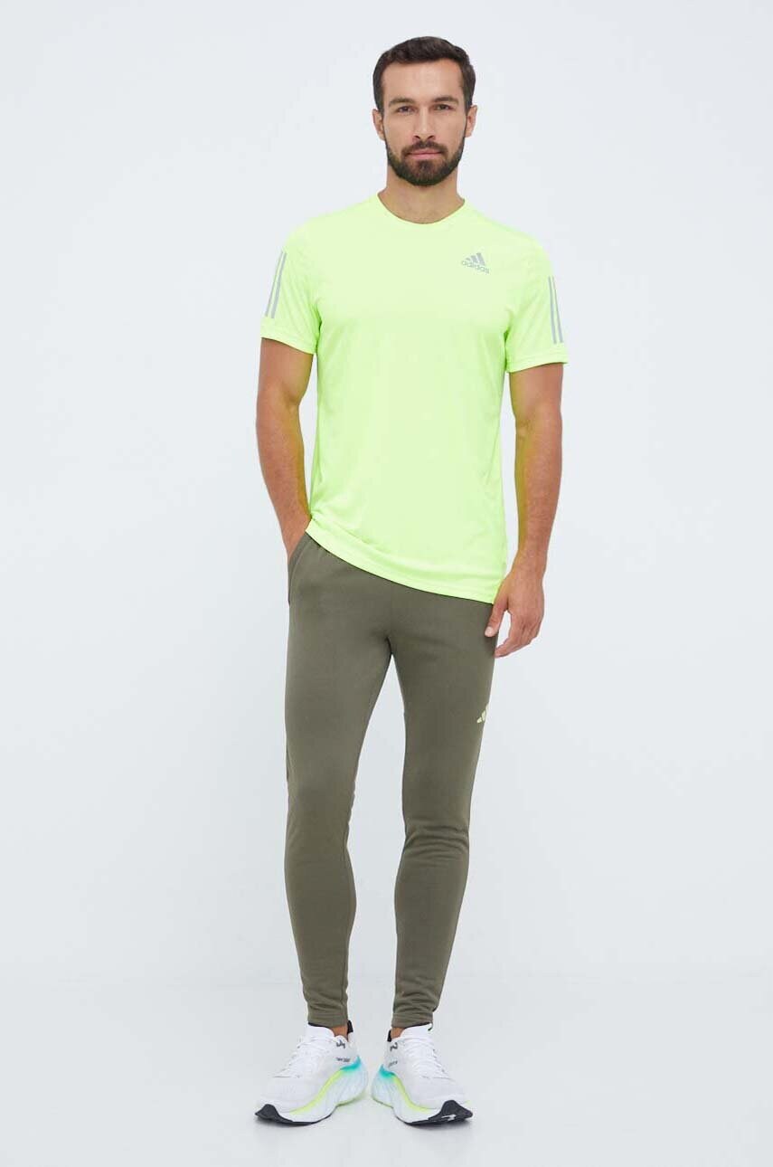 Штани для тренувань adidas Performance Train Essentials Seasonal колір зелений з принтом