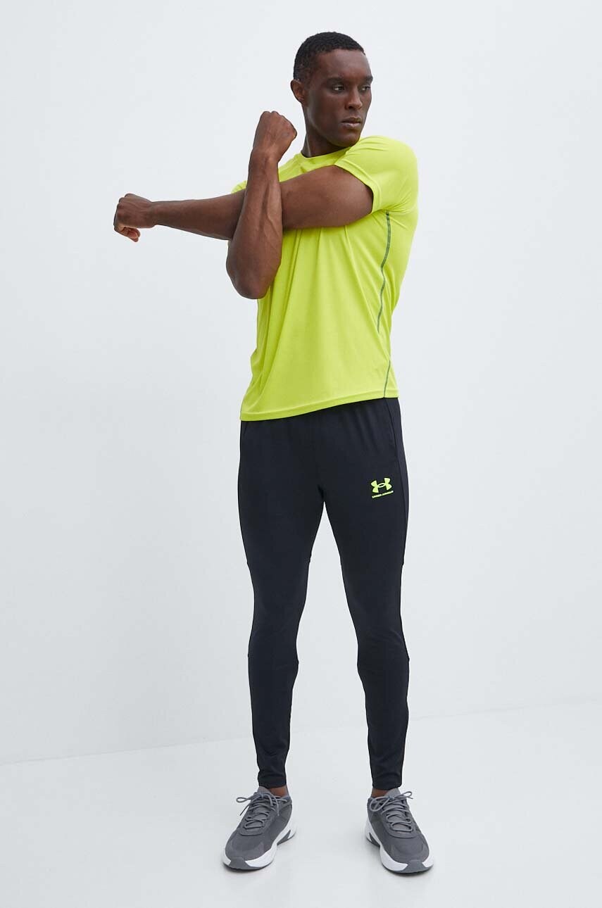 Штани для тренувань Under Armour Challenger колір чорний однотонні