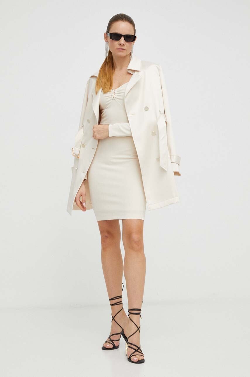 Сукня Guess колір бежевий mini облягаюча