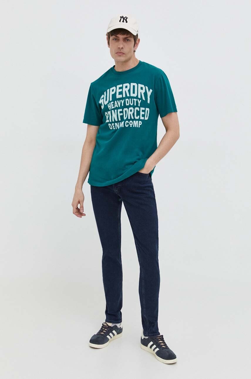 Бавовняна футболка Superdry чоловічий колір зелений з принтом