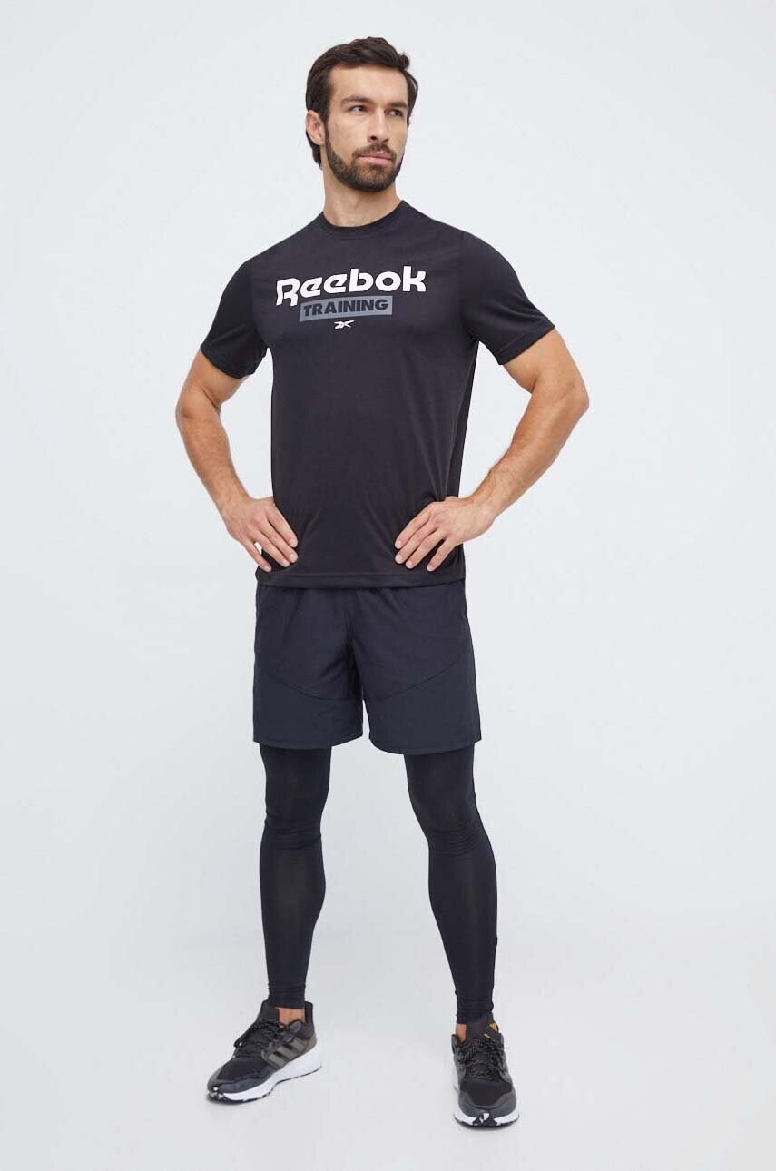 Тренувальна футболка Reebok колір чорний з принтом