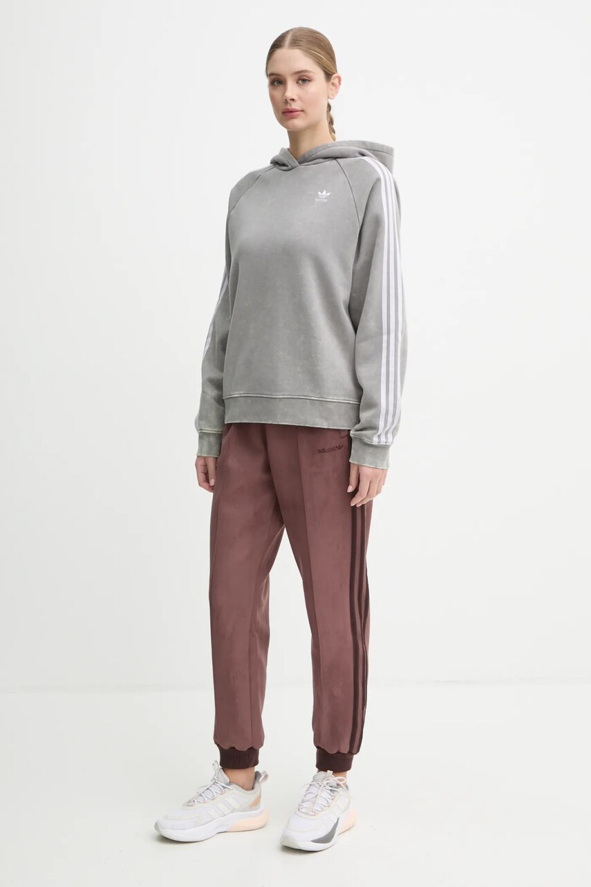 Кофта adidas Originals Wash Hoodie жіноча колір сірий з капюшоном з аплікацією IW3414