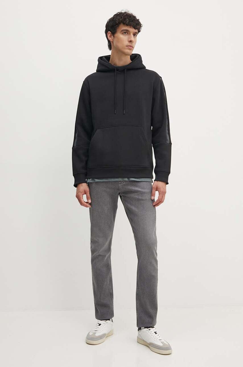 Кофта Calvin Klein Jeans чоловіча колір чорний з капюшоном однотонна J30J325632