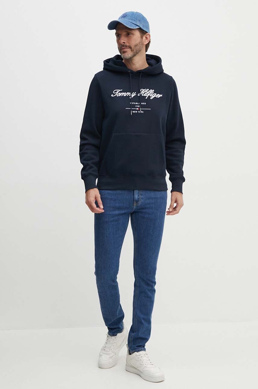 Кофта Tommy Hilfiger чоловіча колір синій з капюшоном з аплікацією MW0MW33631