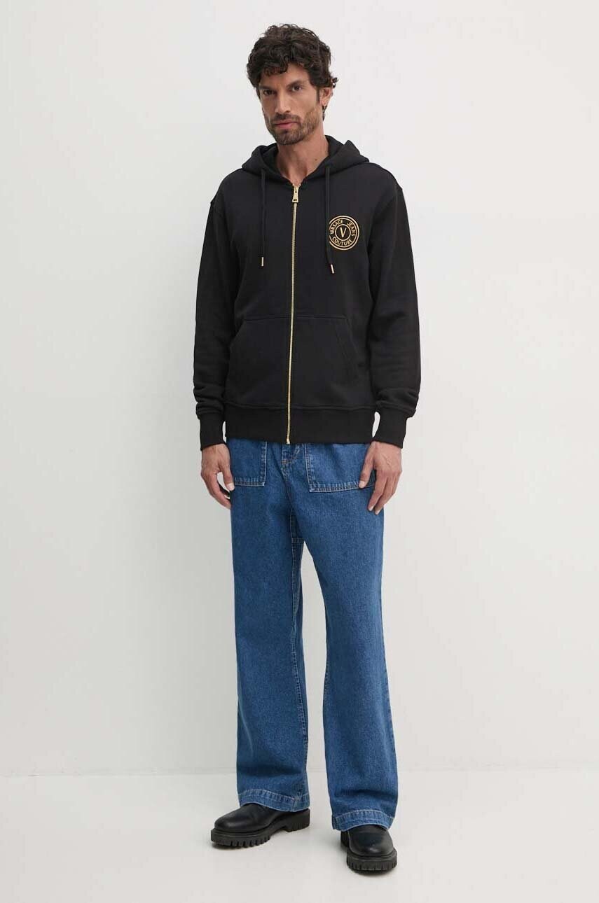 Бавовняна кофта Versace Jeans Couture чоловіча колір чорний з капюшоном з аплікацією 77GAIT00 CF00T