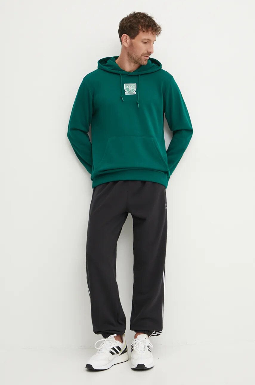 Кофта adidas Originals чоловіча колір зелений з капюшоном з принтом IW3247