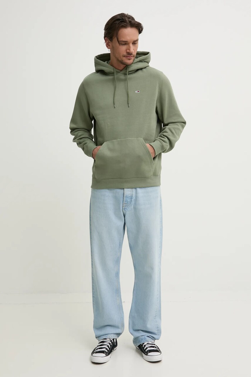 Кофта Tommy Jeans чоловіча колір зелений з капюшоном однотонна DM0DM20742