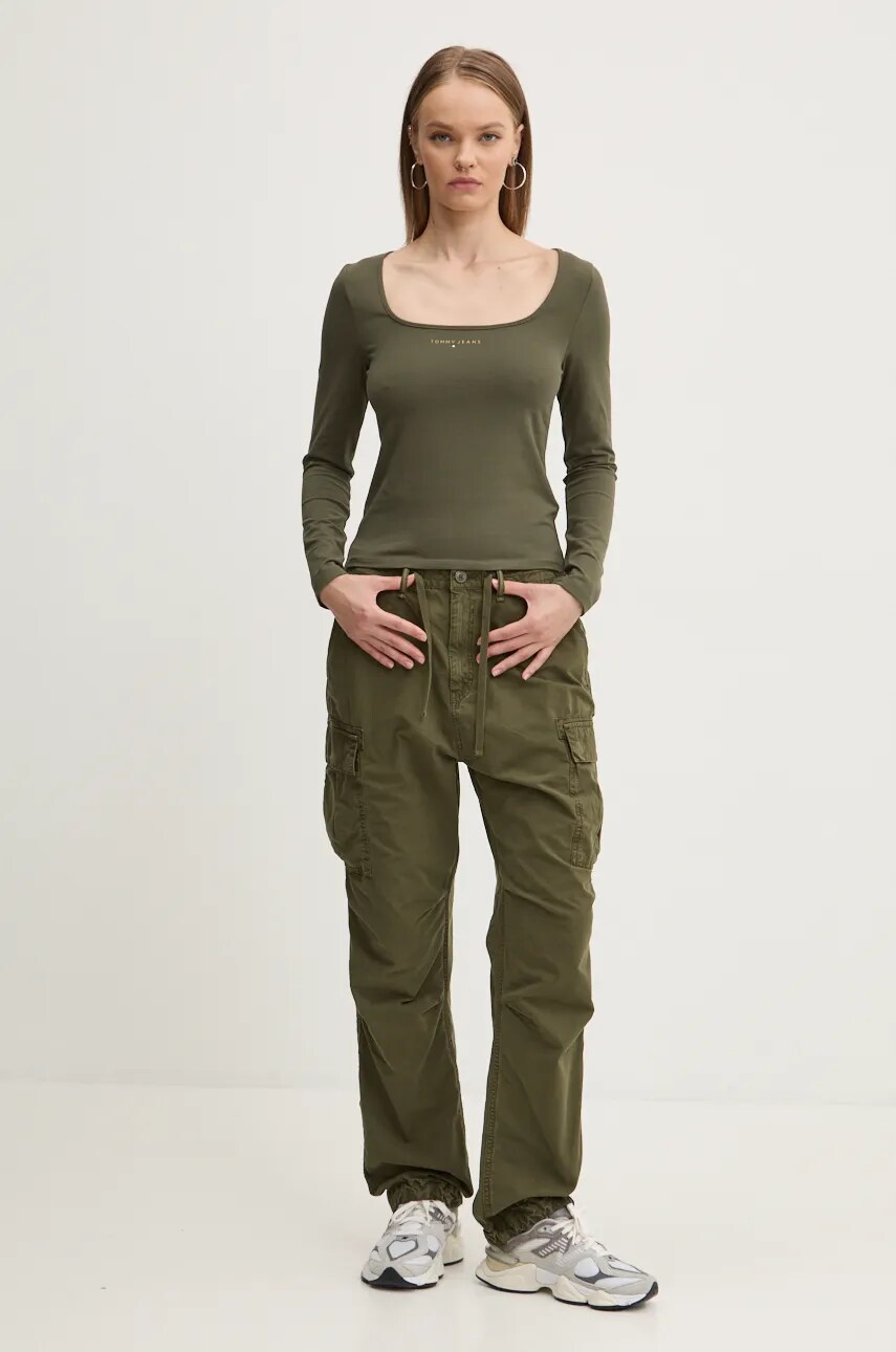 Лонгслів Tommy Jeans жіночий колір зелений DW0DW18791