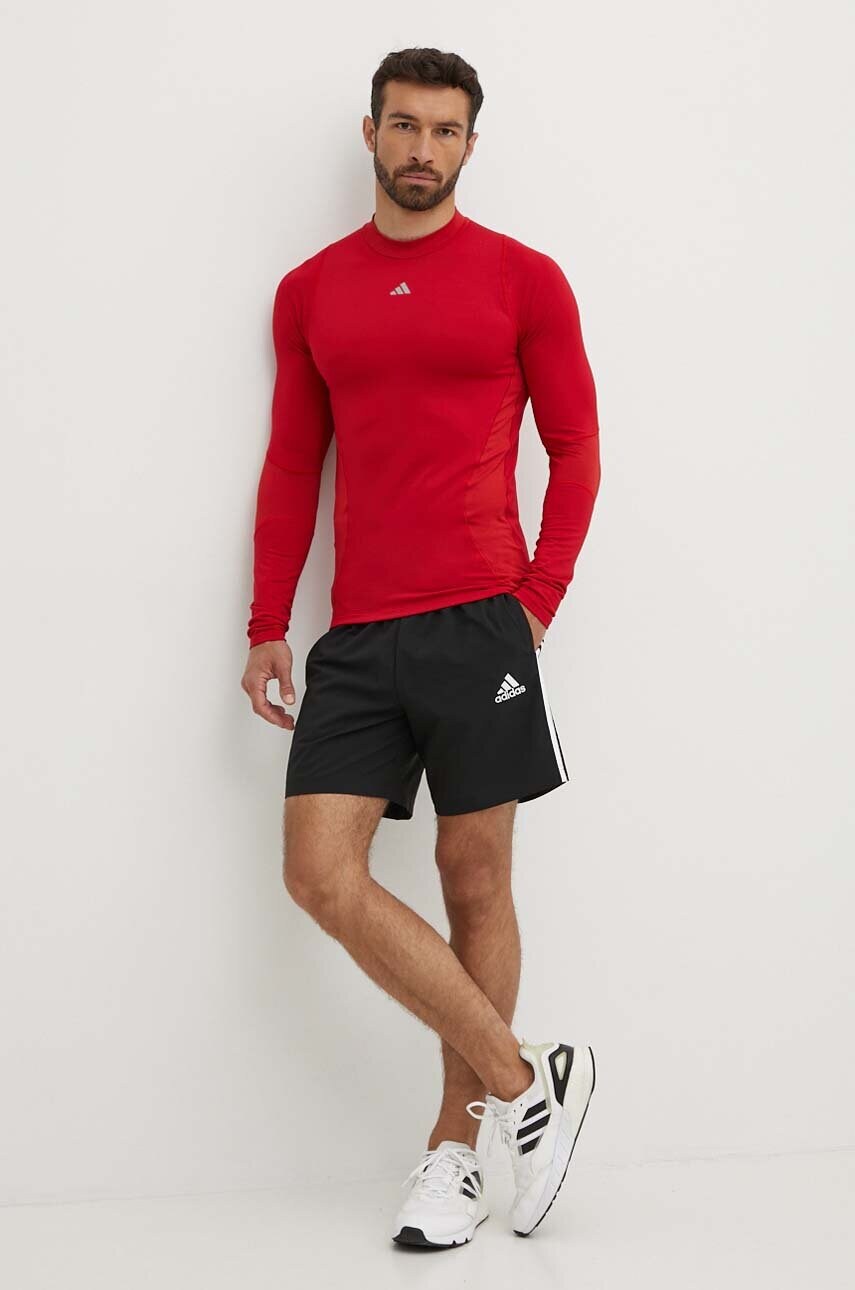 Лонгслів для тренувань adidas Performance Techfit COLD.RDY колір червоний однотонний HP0572