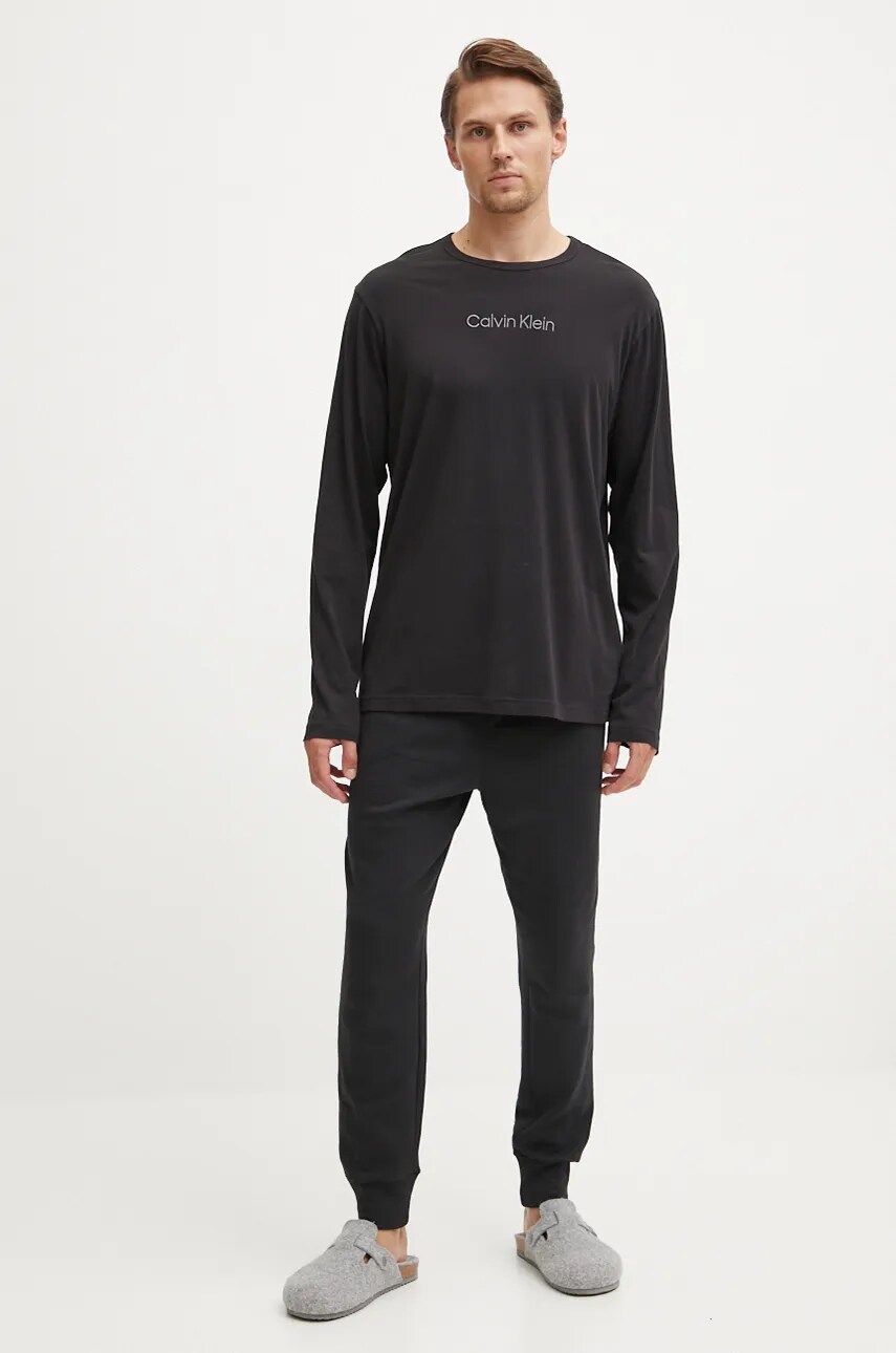 Футболка Calvin Klein Underwear чоловічі колір чорний однотонна 000NM2771E