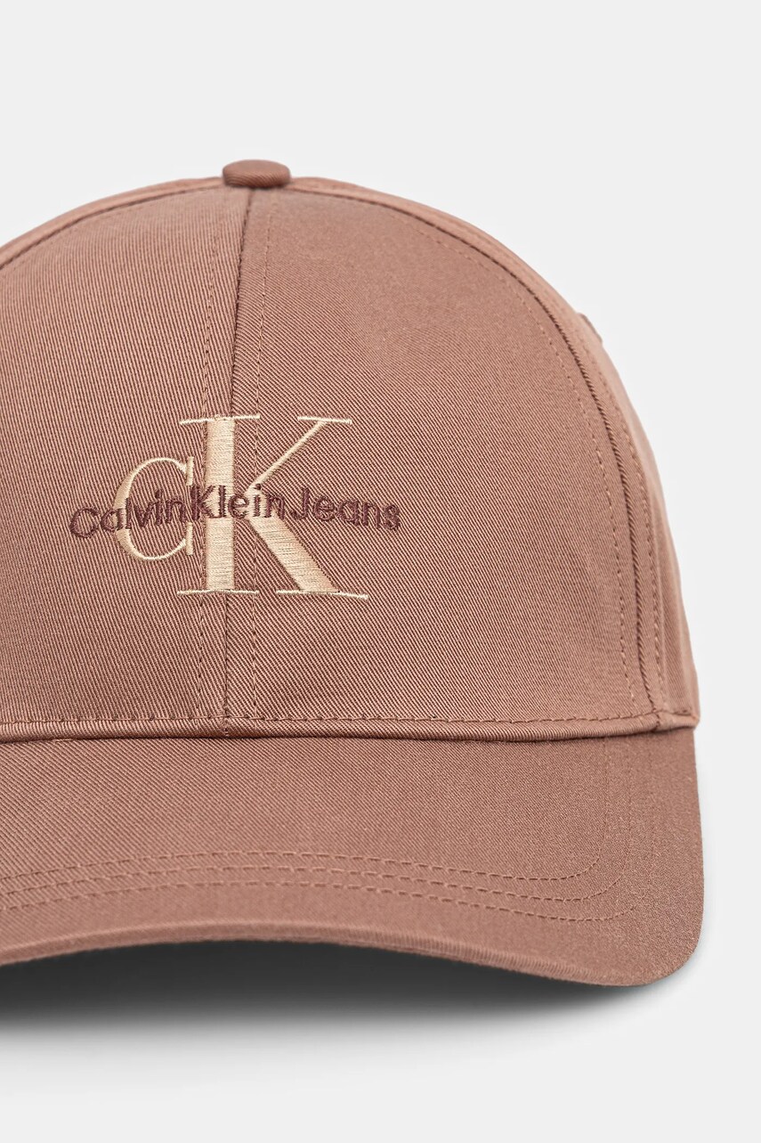 Бавовняна бейсболка Calvin Klein Jeans колір коричневий з аплікацією K60K612317