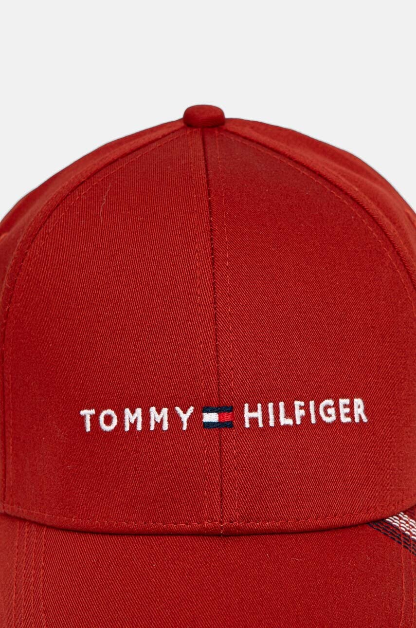 Бавовняна бейсболка Tommy Hilfiger колір червоний з аплікацією AM0AM12532