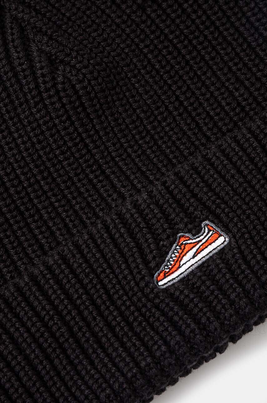 Бавовняна шапка Puma Classics Graphic Short Beanie колір чорний з бавовни 025680