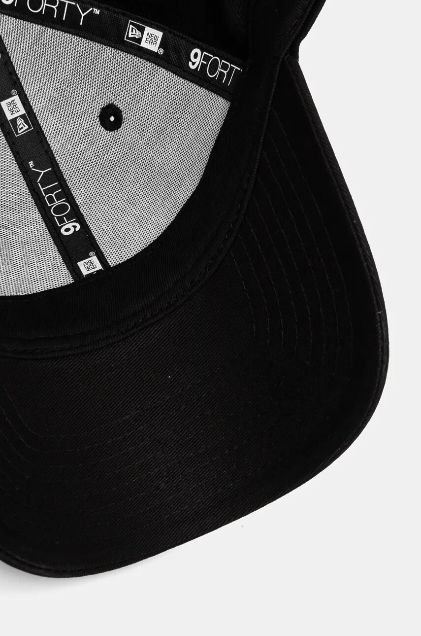 Бавовняна бейсболка New Era LEAGUE ESSENTIAL 9TWENTY® LOS ANGELES LAKERS колір чорний з аплікацією 60471482