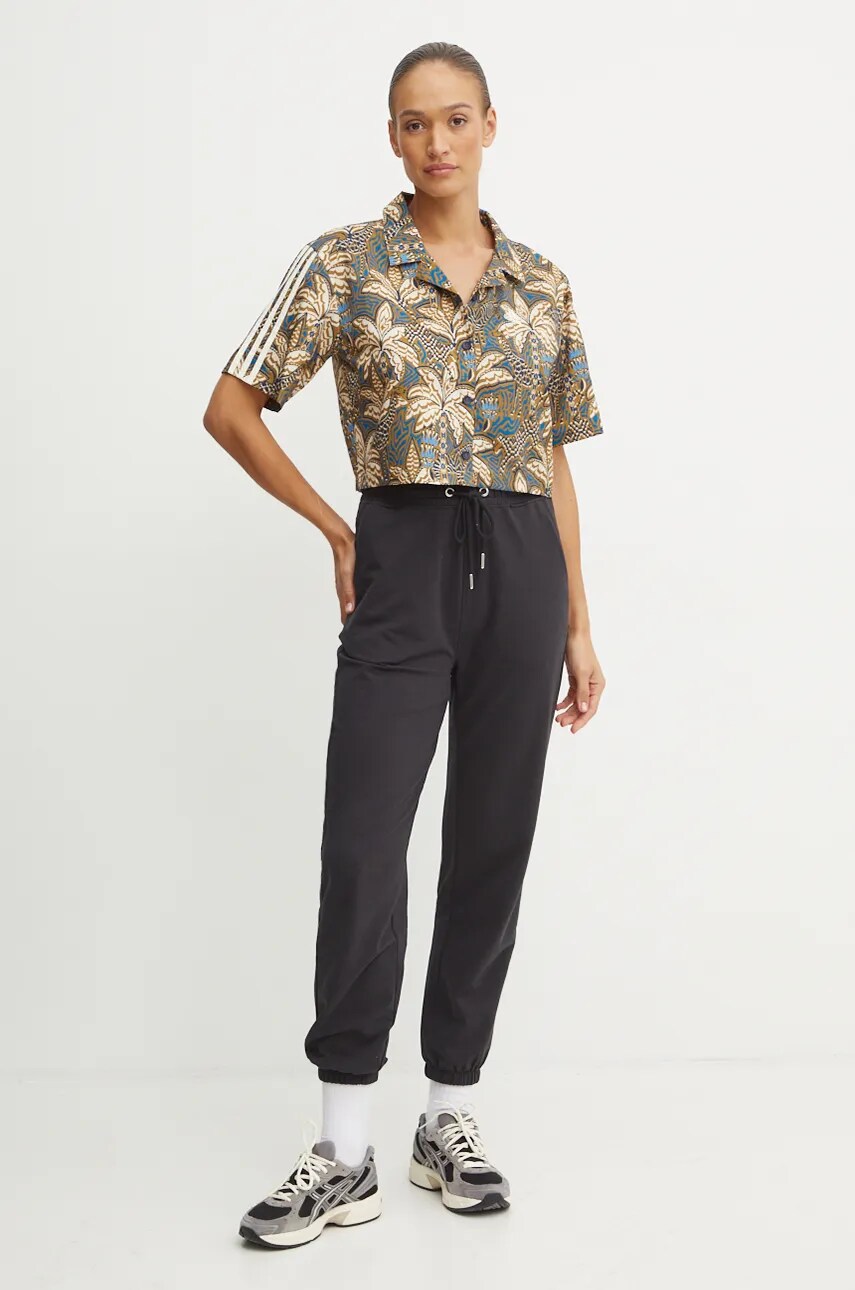 Сорочка adidas x Farm Rio жіноча relaxed класичний комір IW5184