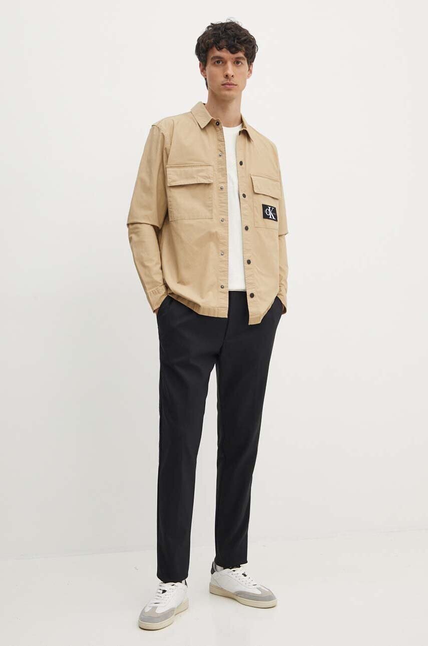 Сорочка Calvin Klein Jeans чоловіча колір бежевий relaxed класичний комір J30J325618