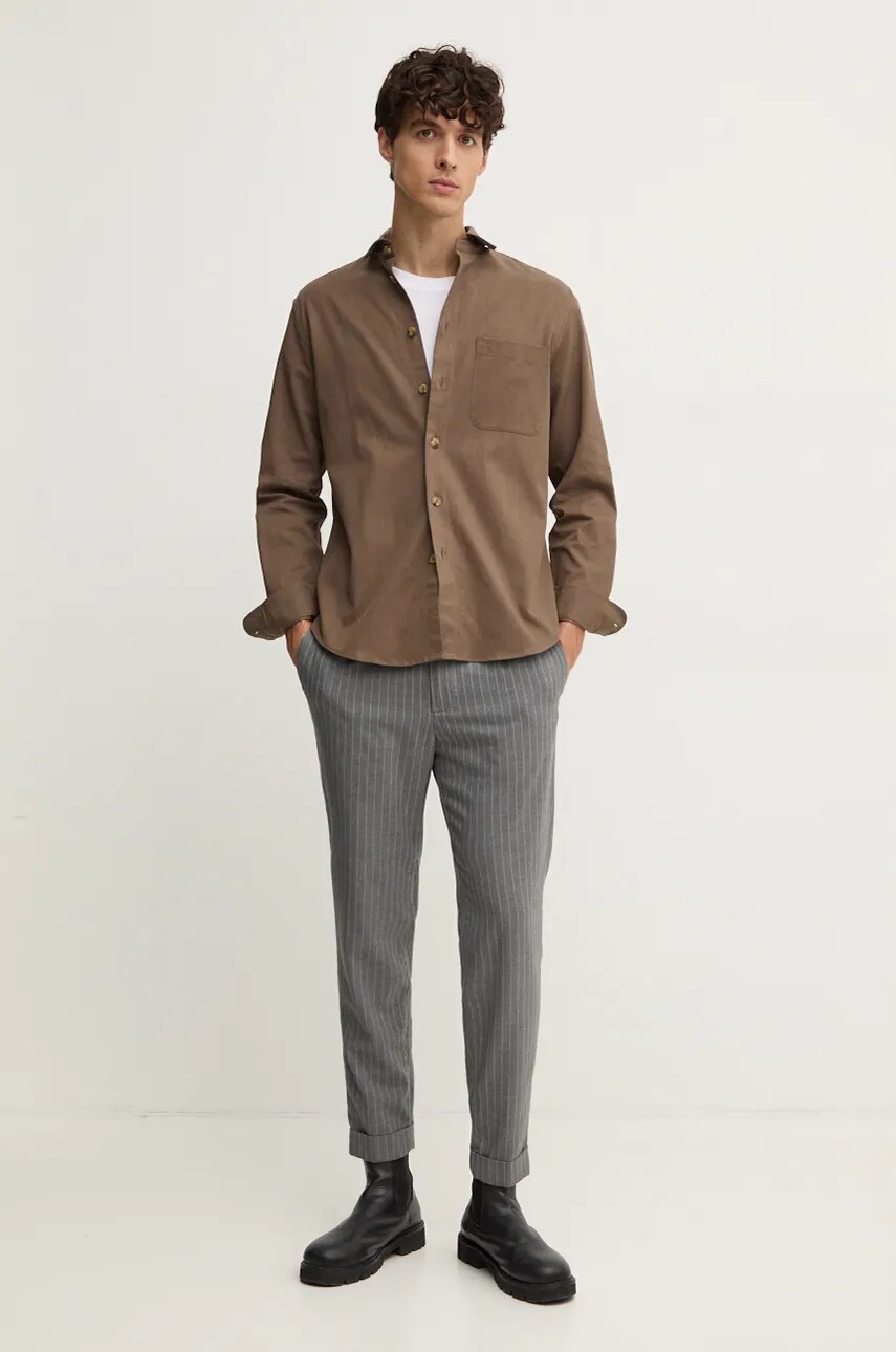 Сорочка Sisley чоловіча колір коричневий regular класичний комір 5KGRSQ044