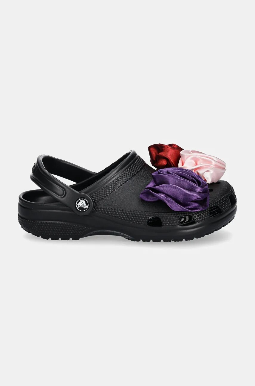 Шльопанці Crocs Classic Rossete Clog жіночі колір чорний 210388