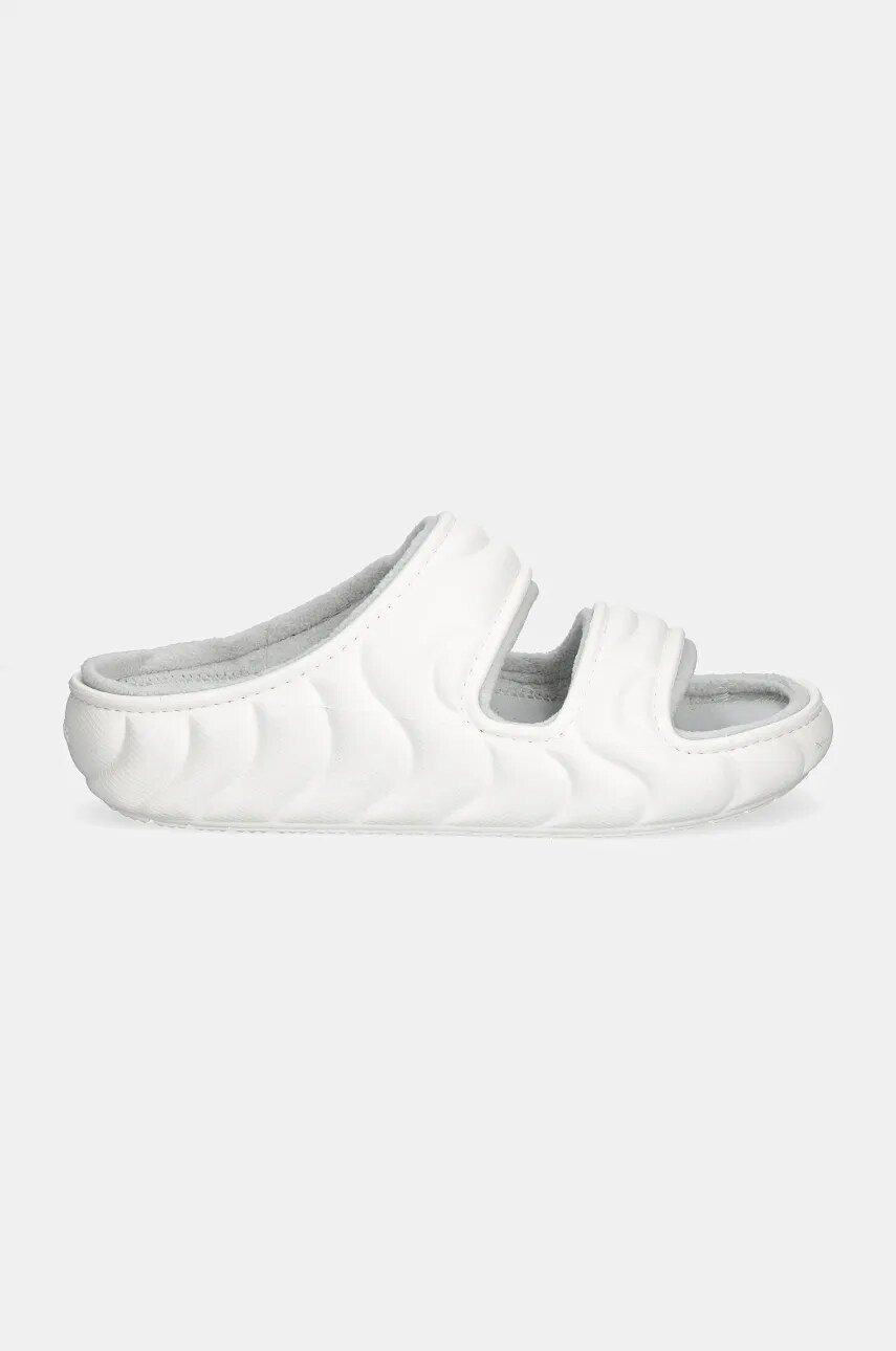 Шльопанці Crocs Classic Cozzy Overpuff Sandal колір білий 210074
