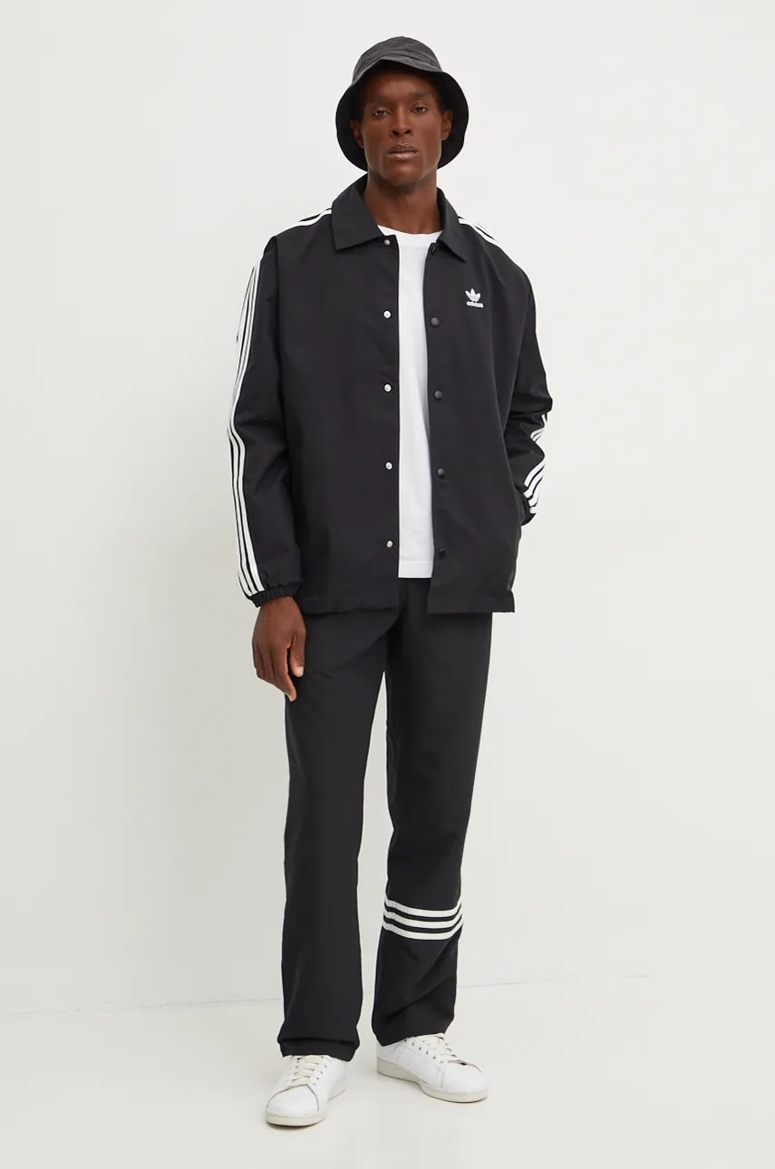 Куртка adidas Originals Mesh Coach чоловіча колір чорний перехідна oversize IZ1831