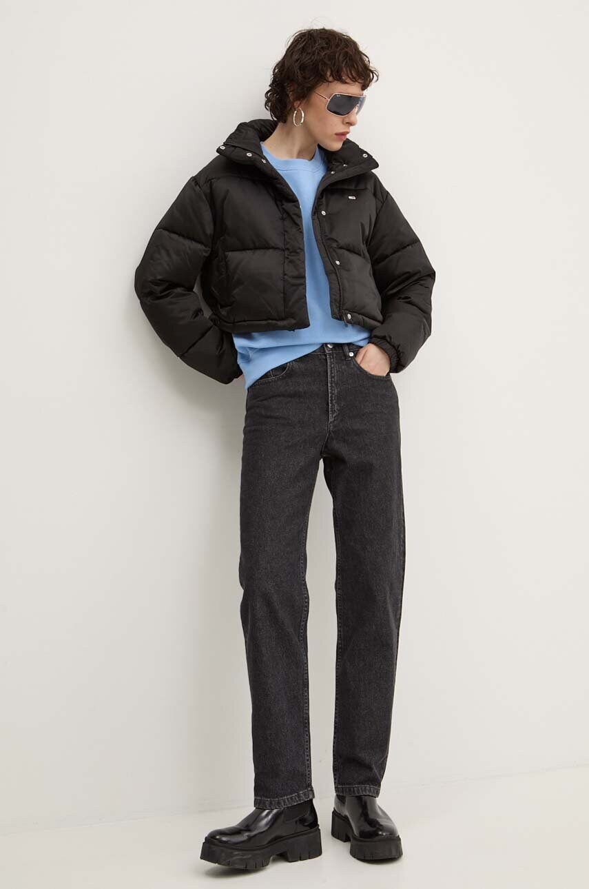 Куртка Tommy Jeans жіноча колір чорний зимова DW0DW18292