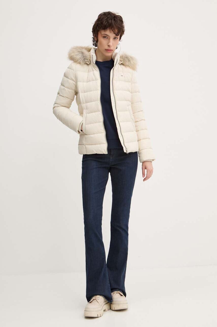 Пухова куртка Tommy Jeans жіноча колір бежевий зимова DW0DW18312