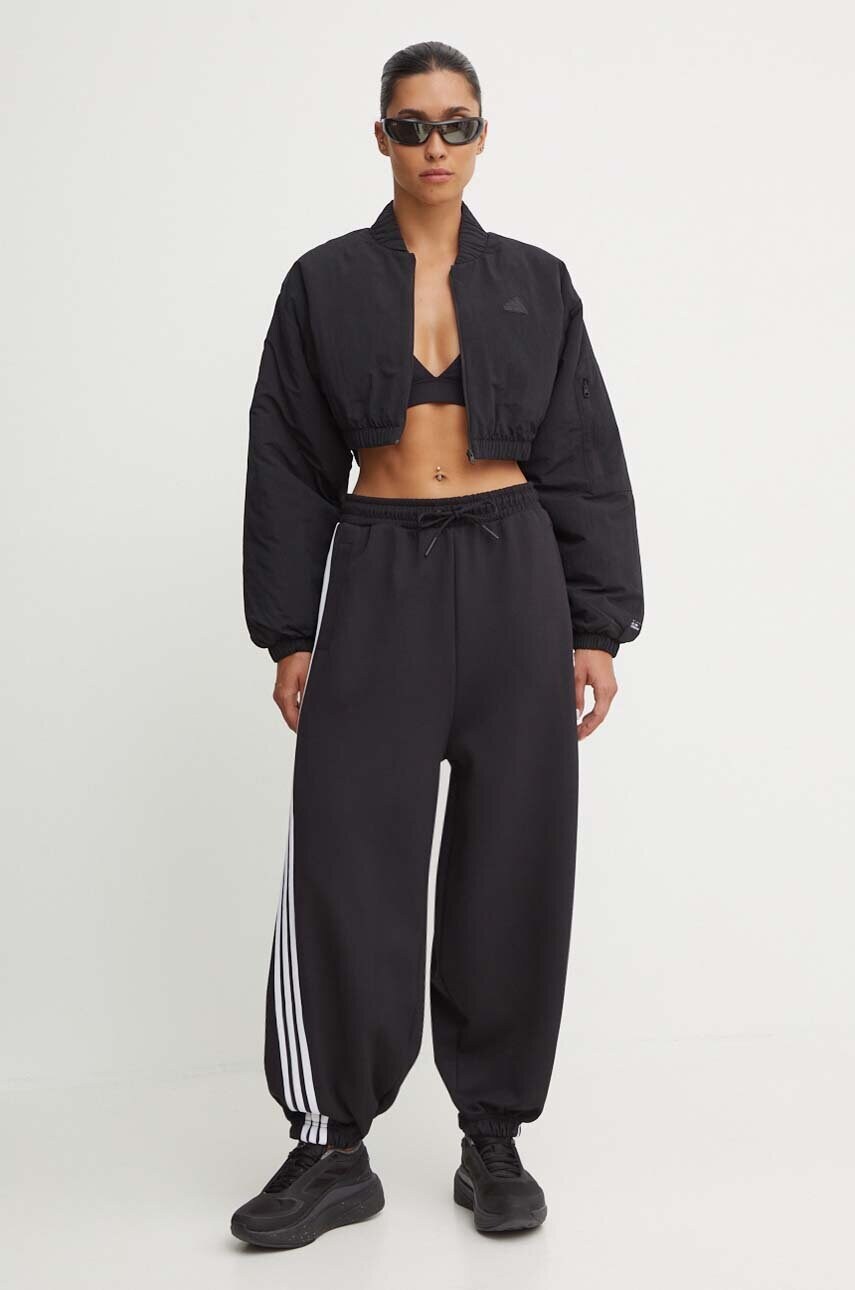 Куртка-бомбер adidas City Escape жіноча колір чорний перехідна IV9779