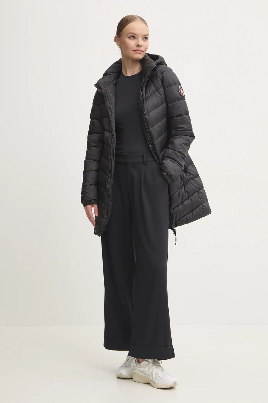 Куртка Superdry жіноча колір чорний перехідна W5011719A-02A