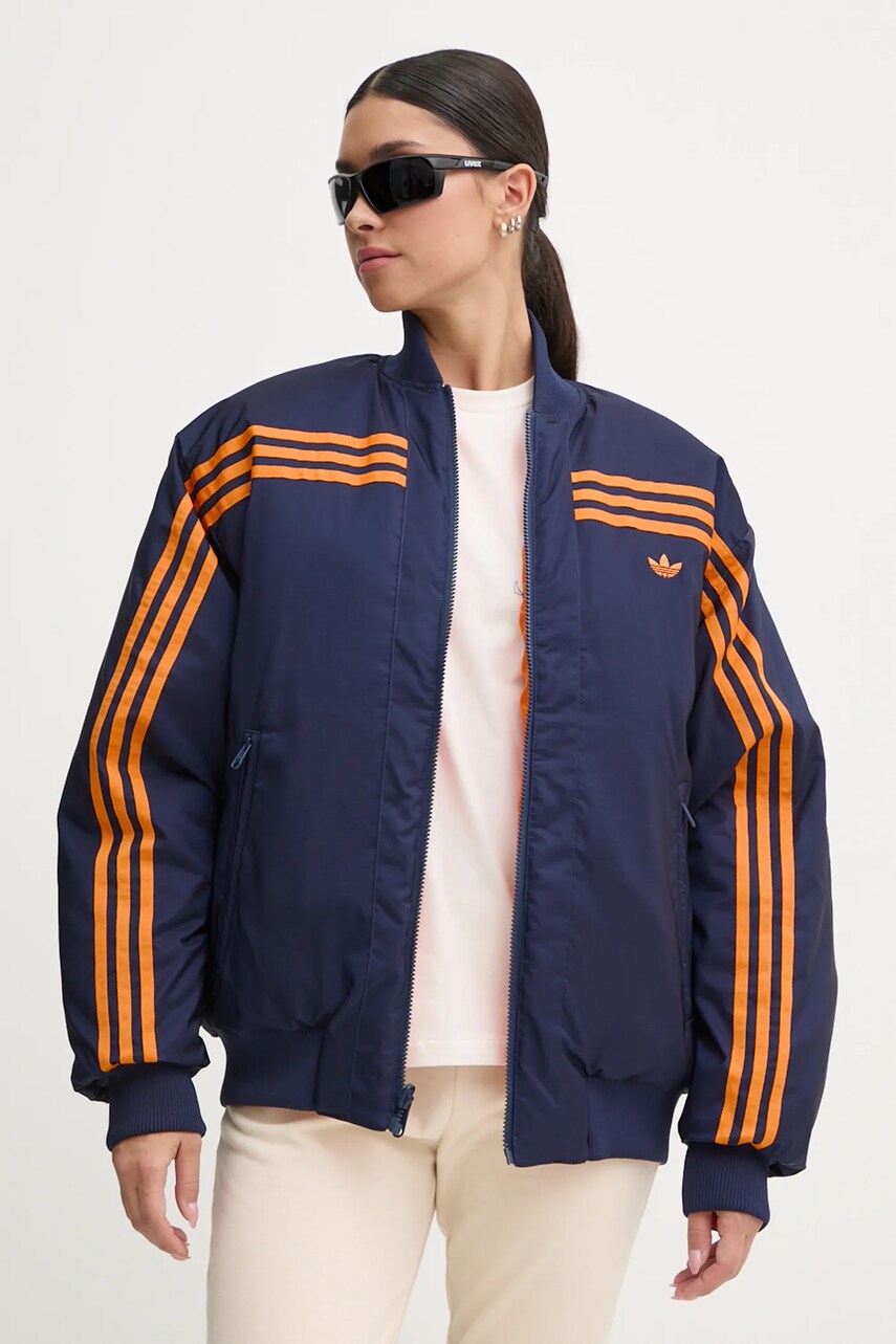 Двостороння куртка-бомбер adidas Originals 70s Reversible Oversized Bomber Jacket жіноча колір помаранчевий зимова oversize JN7657