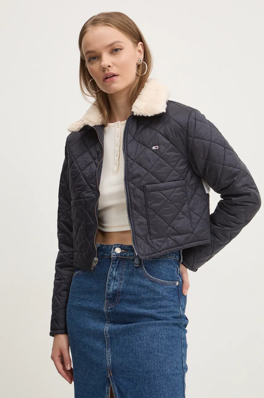 Джинсова куртка Tommy Jeans жіноча перехідна DW0DW19699