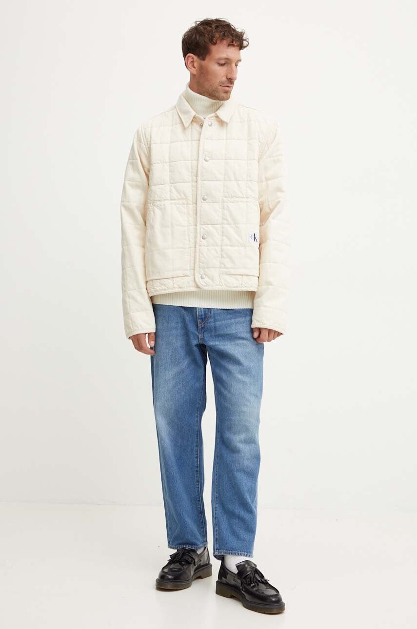 Бавовняна куртка Calvin Klein Jeans колір бежевий перехідна J30J325753