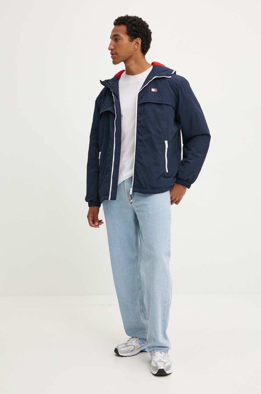 Куртка Tommy Jeans чоловіча колір синій зимова DM0DM18908