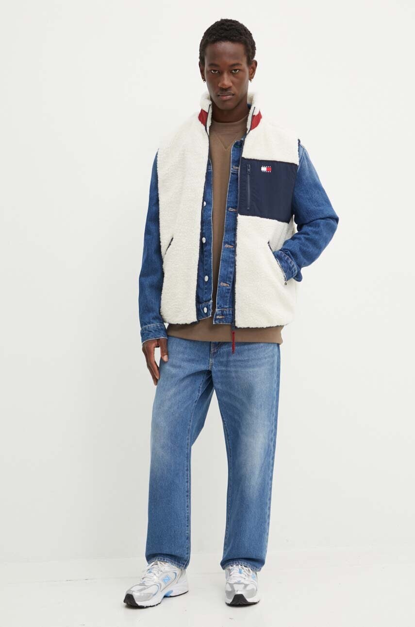 Безрукавка Tommy Jeans чоловіча колір бежевий перехідна DM0DM18900
