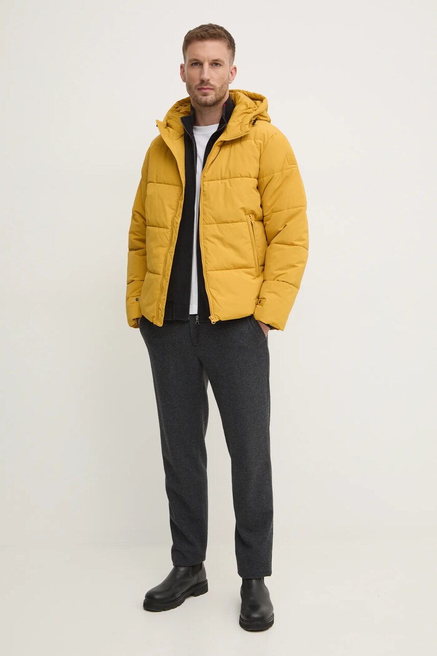 Куртка United Colors of Benetton чоловіча колір жовтий зимова 2IARUN05O
