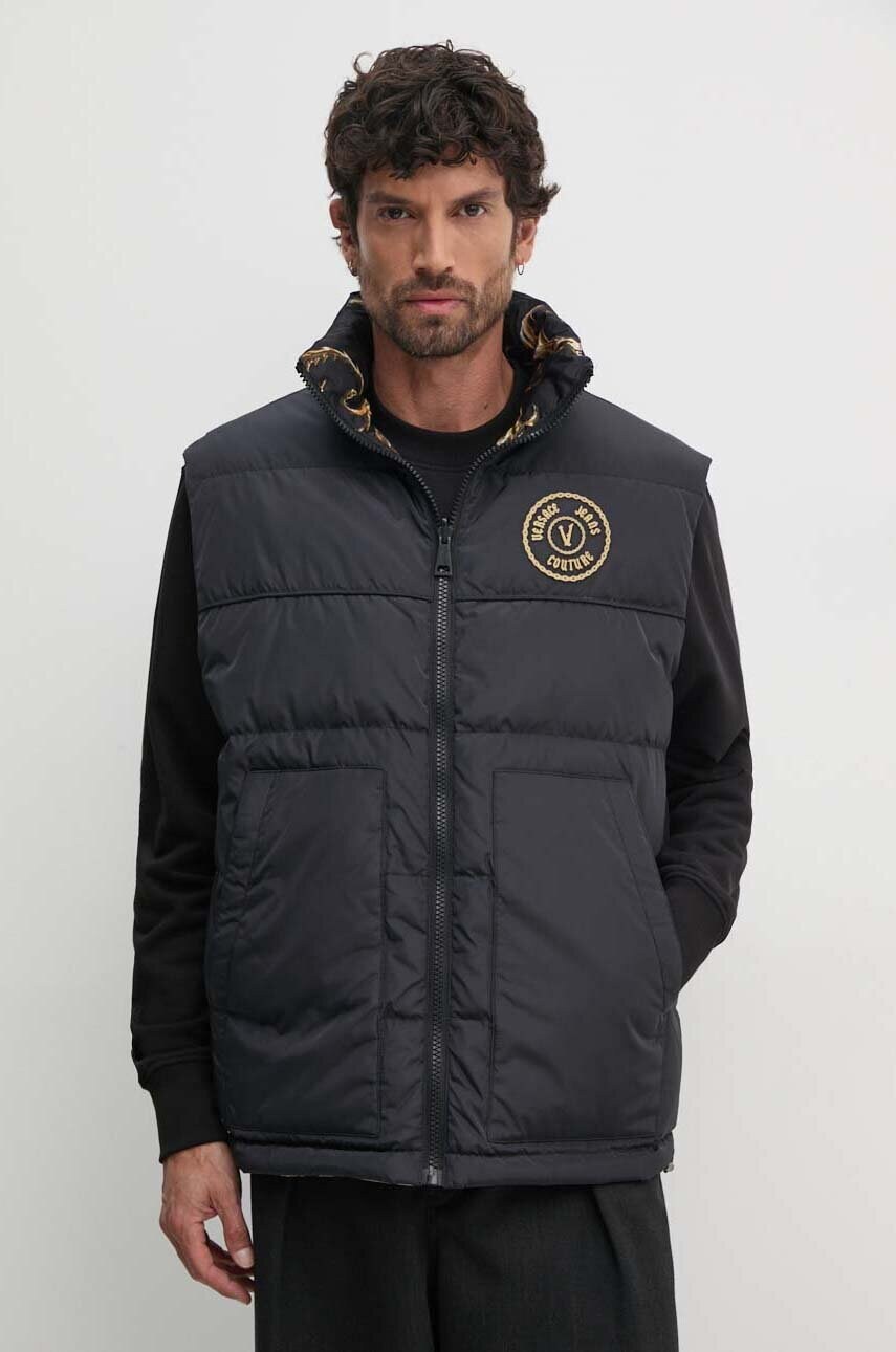 Двостороння пухова безрукавка Versace Jeans Couture чоловіча колір чорний 77GAPD22 CQD54