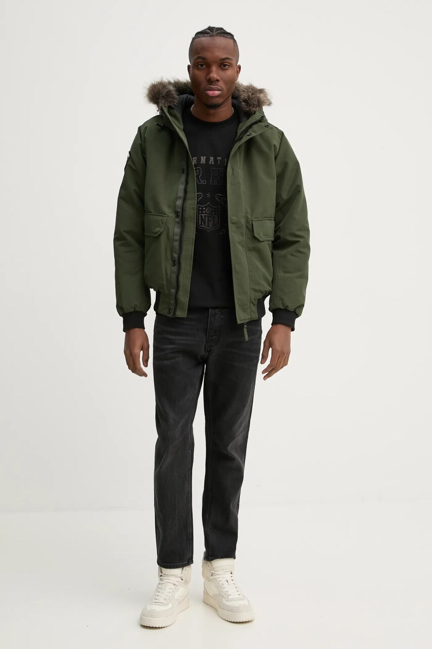 Куртка Superdry чоловіча колір зелений зимова oversize M5011930A-43E