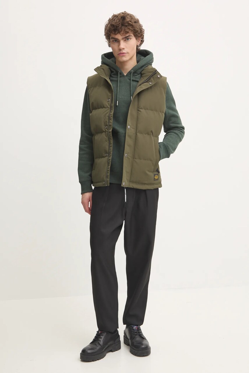 Безрукавка Superdry чоловіча колір зелений зимова M5012151A-1KM