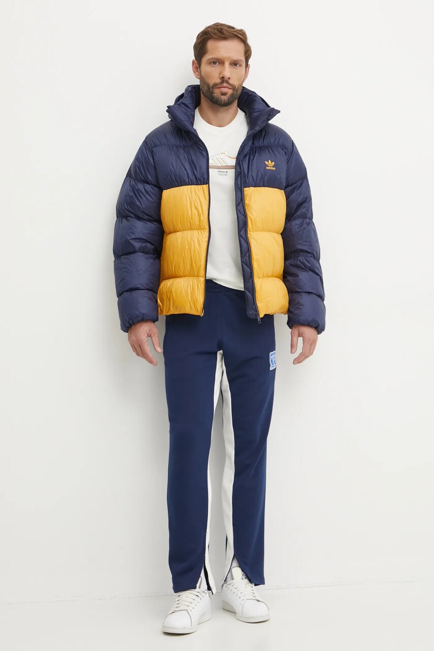 Пухова куртка adidas Originals Down Regen Adic чоловіча колір синій зимова oversize IW3451