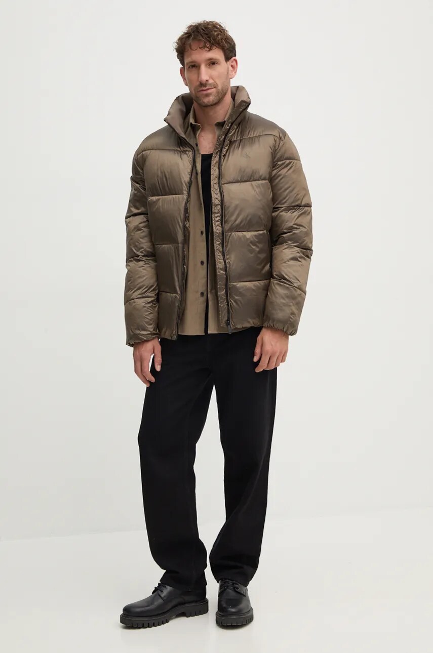 Куртка Calvin Klein Jeans чоловіча колір зелений зимова J30J326097