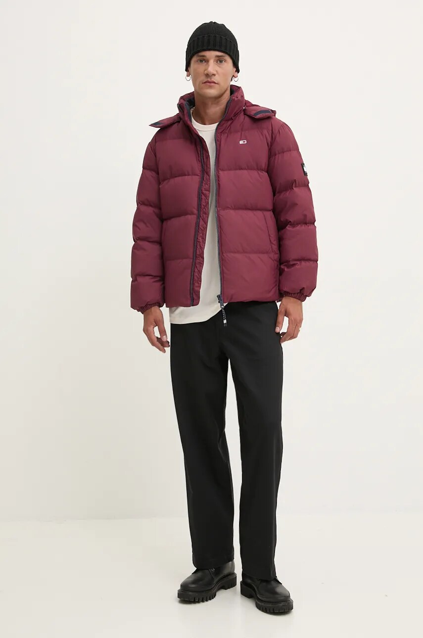 Пухова куртка Tommy Jeans чоловіча колір бордовий зимова oversize DM0DM19786