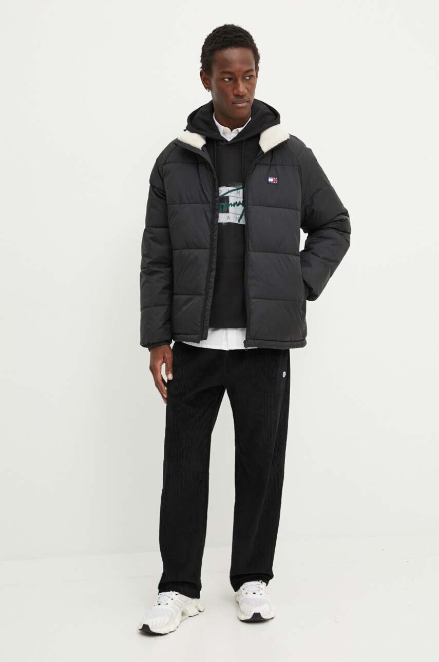 Куртка Tommy Jeans чоловіча колір чорний зимова DM0DM20003