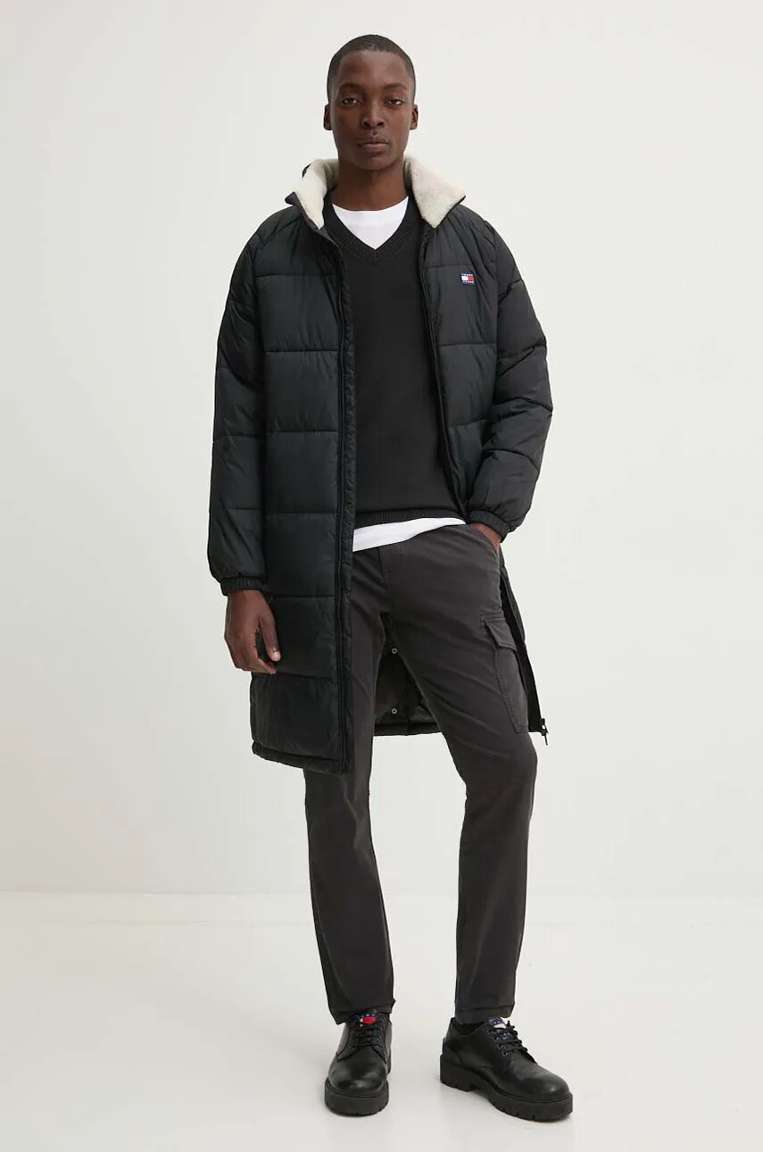 Куртка Tommy Jeans чоловіча колір чорний зимова DM0DM20604